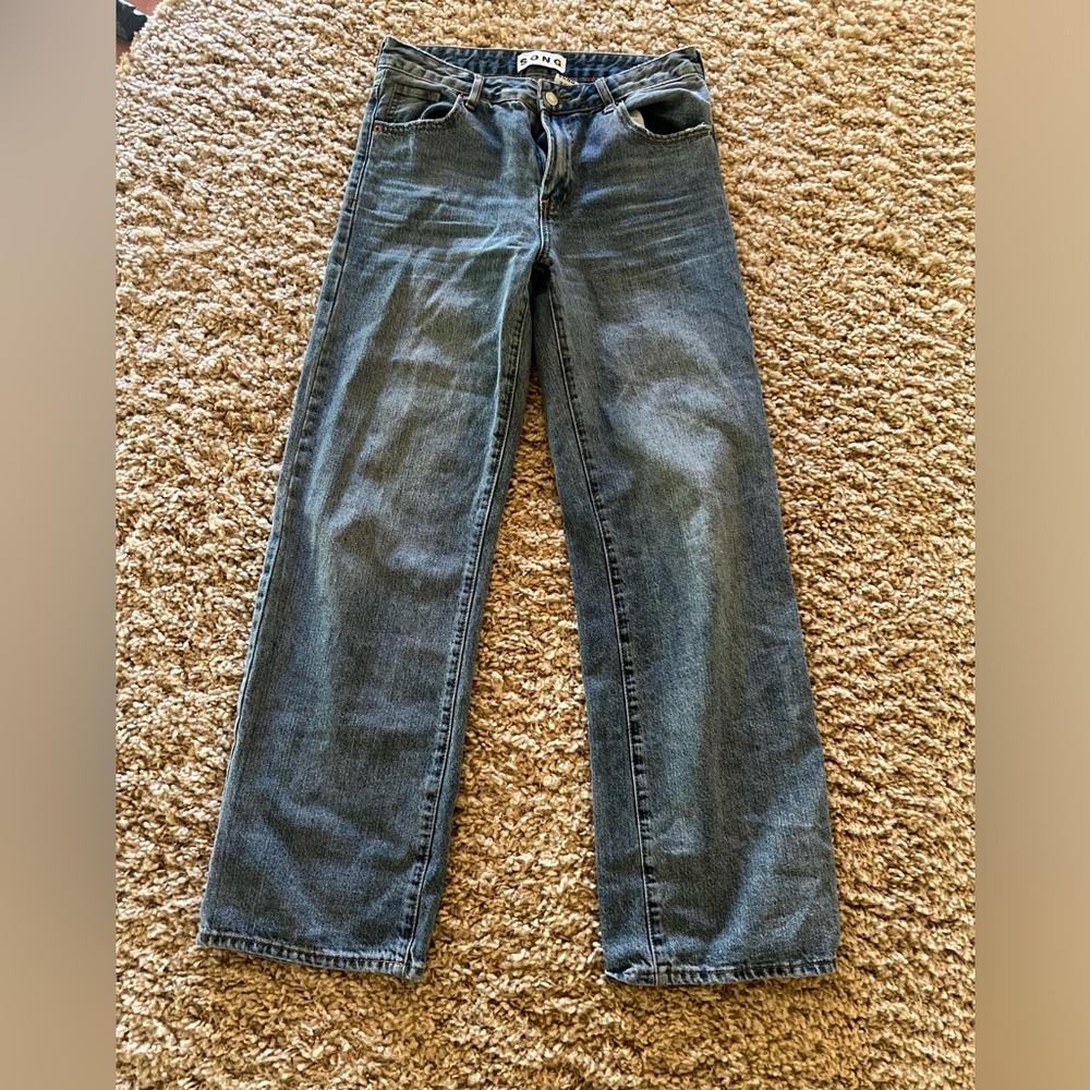SONG wide leg jeans.